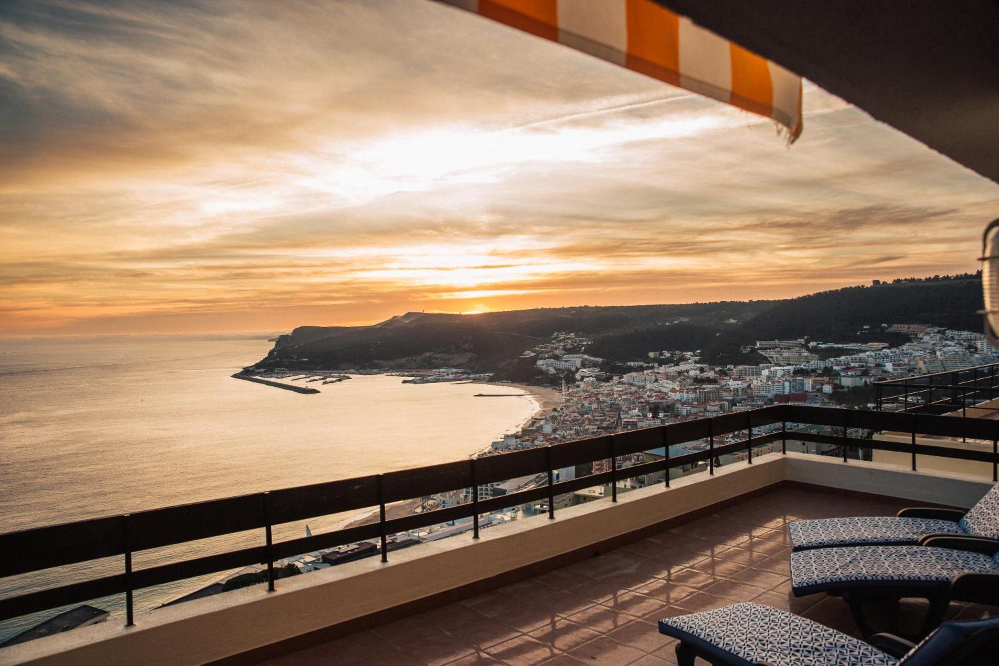 Apartment With A Stunning View Over Sesimbra Eksteriør billede